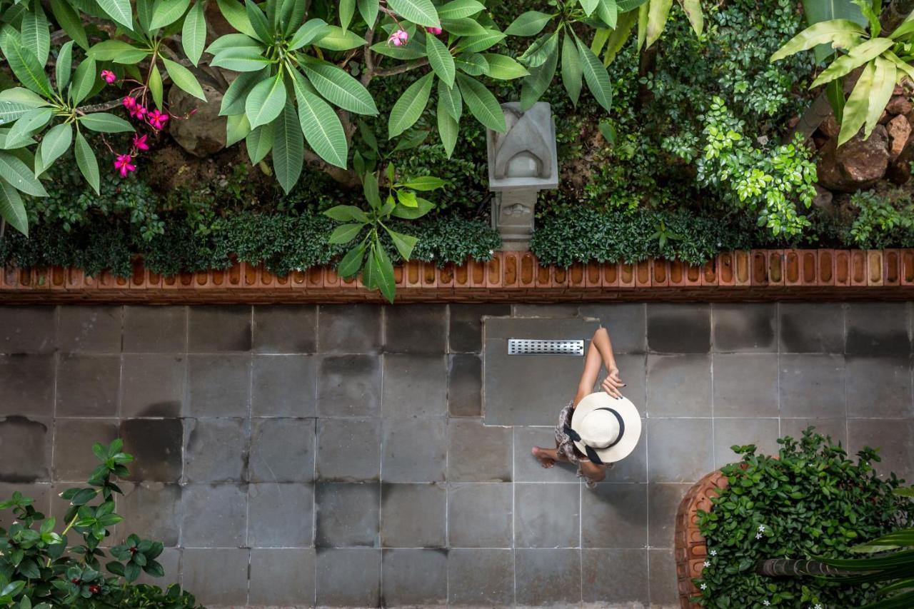 Montra Nivesha Residence And Art Siem Reap Extérieur photo
