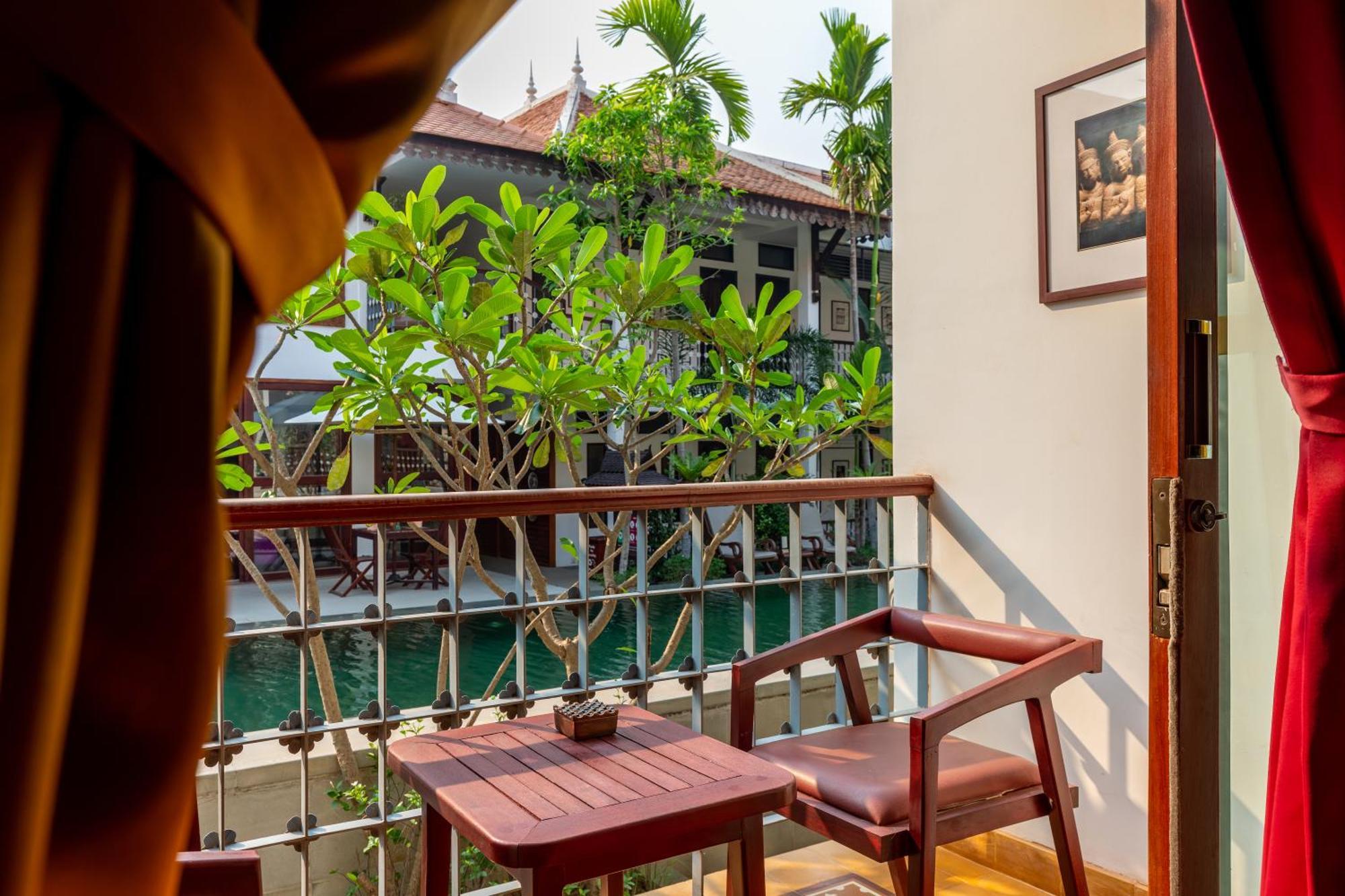 Montra Nivesha Residence And Art Siem Reap Extérieur photo
